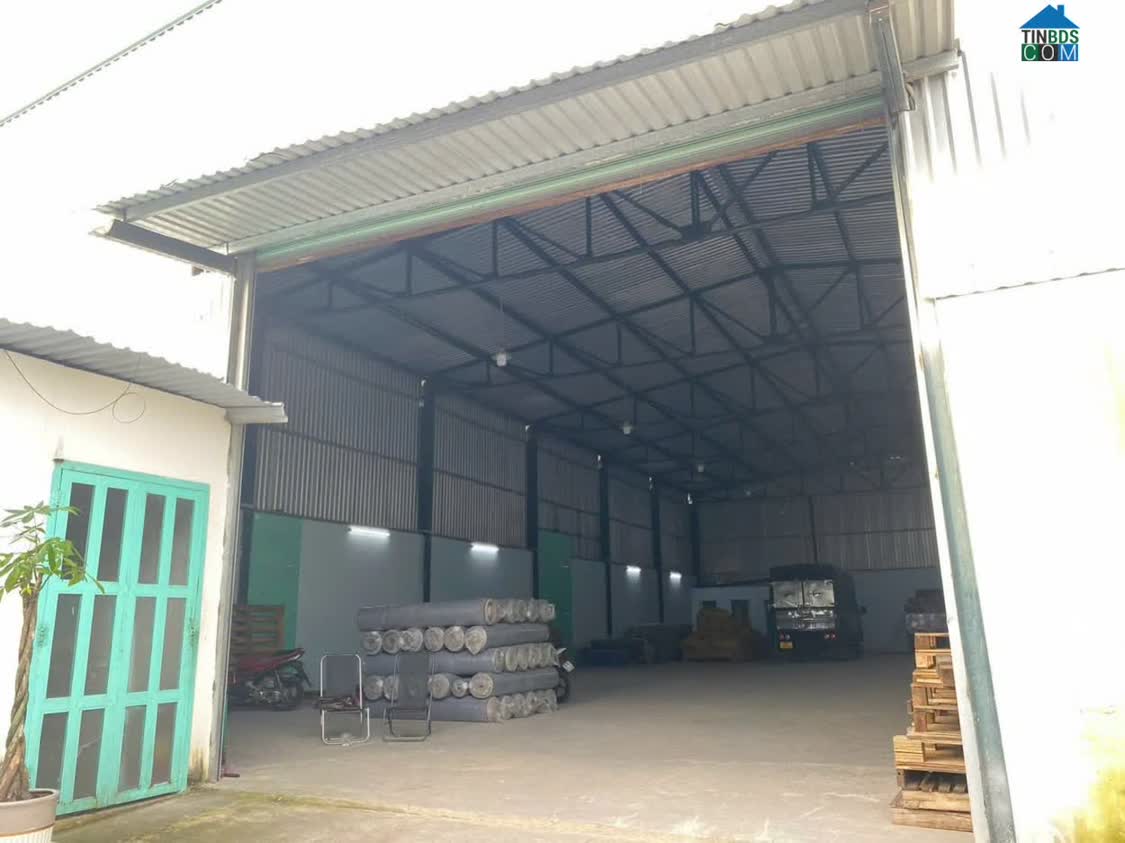 Ảnh Chủ Vỡ Nợ Cần Bán Kho Xưởng Mặt Đường Gần Hướng Ra Chợ Bình Chánh Tphcm ! 0