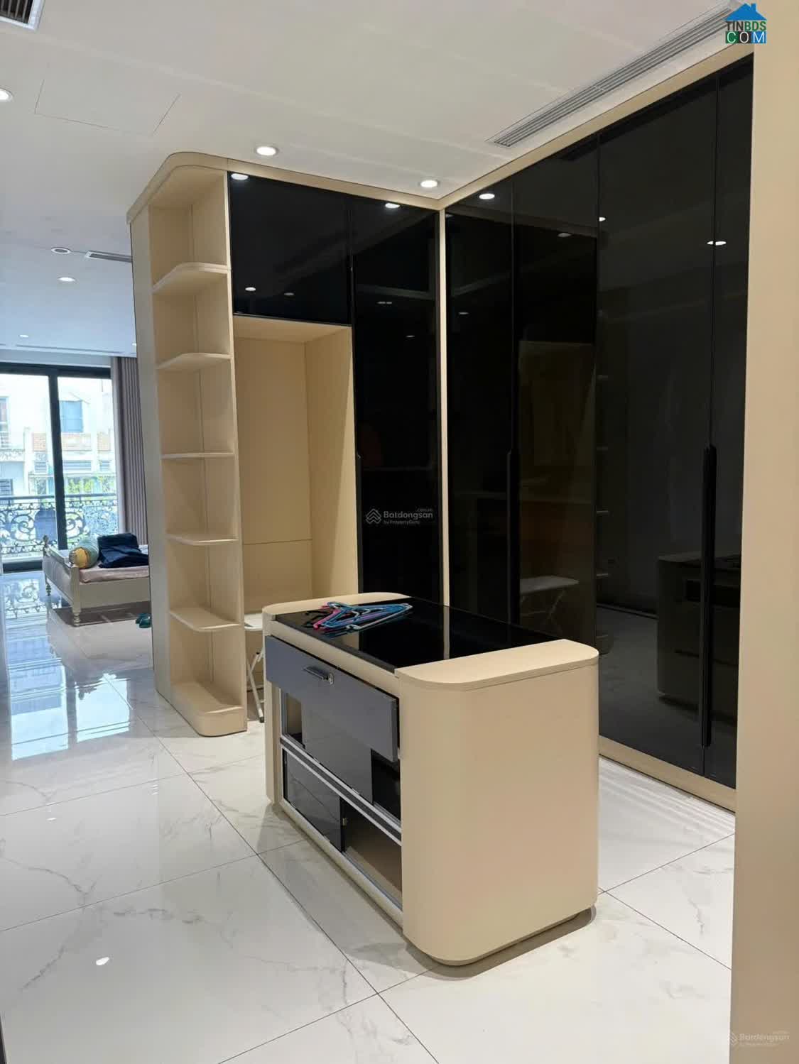 Ảnh Cho thuê nhà mp- thang máy Phố Huế Phường Hai Bà Trưng, 149m2, 5T, 200tr 0