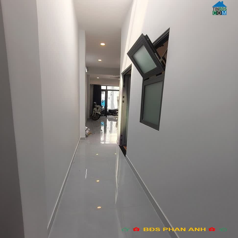 Ảnh Tìm đâu ra căn thứ 2 ngay khu Công Thương hẻm xe hơi "ngon" thế này mà chỉ có 5 tỏi hơn chút tí 0