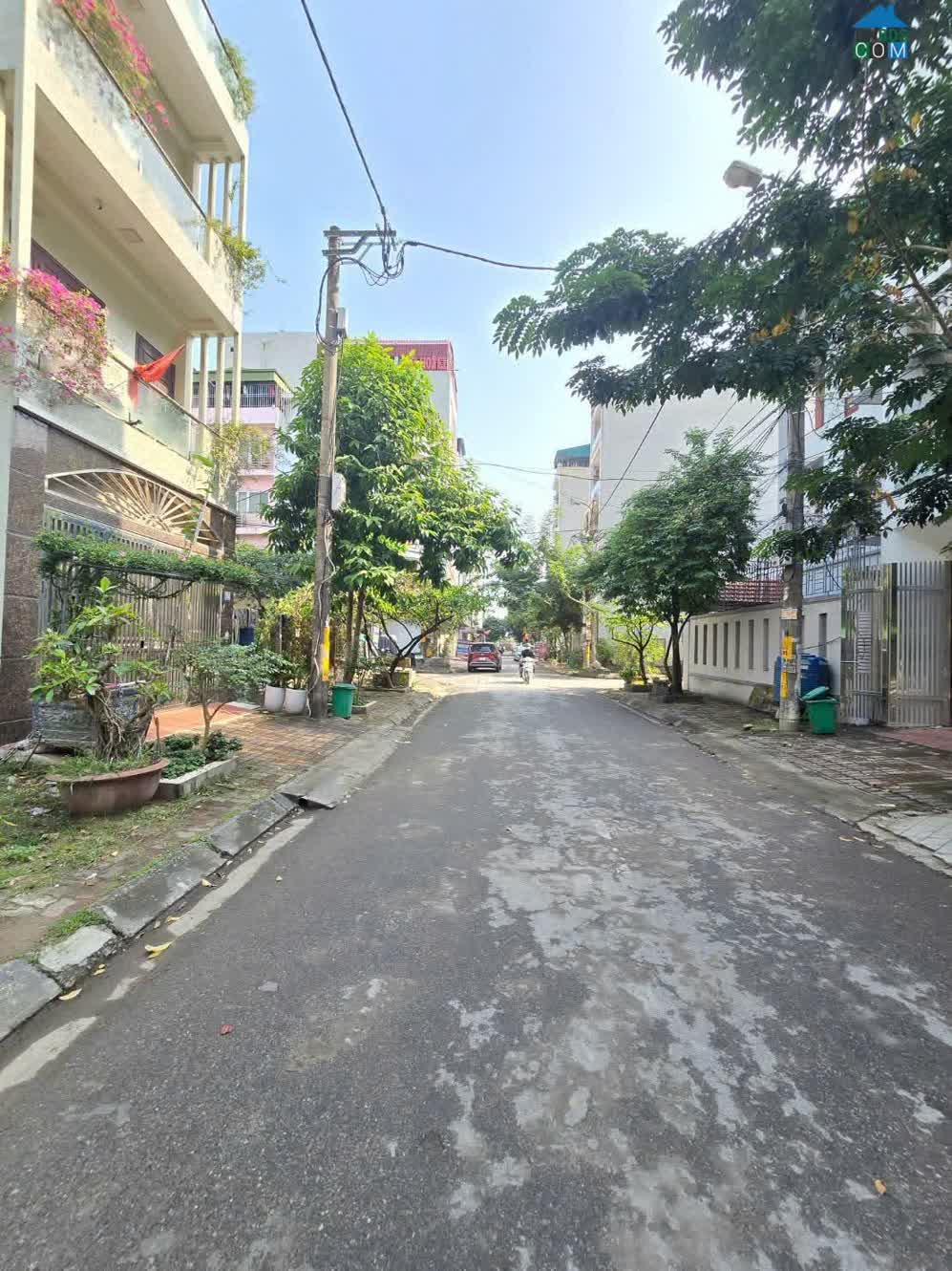 Ảnh Bán nhà liền kề Kim Chung Di Trạch 75m2 5 tầng ở ngay giá đầu tư 14 tỷ 0