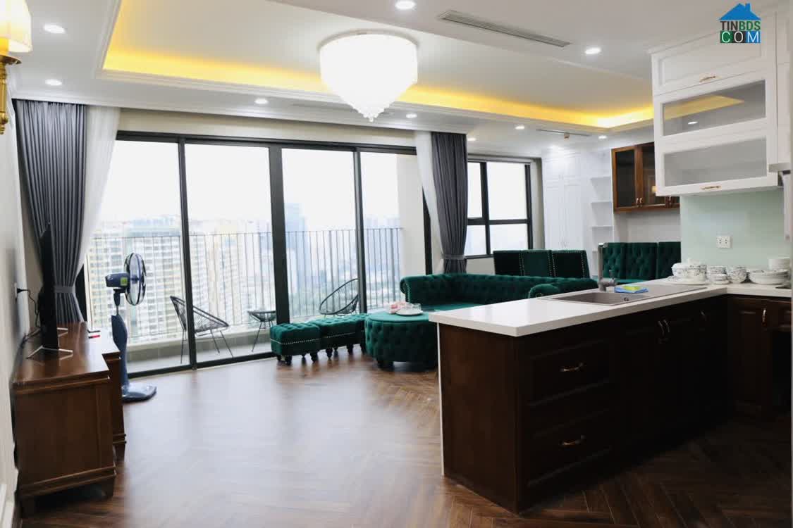 Ảnh Cần bán căn VIEW HỒ Vinhomes D'Capitale - full đồ giá 12ty5 0
