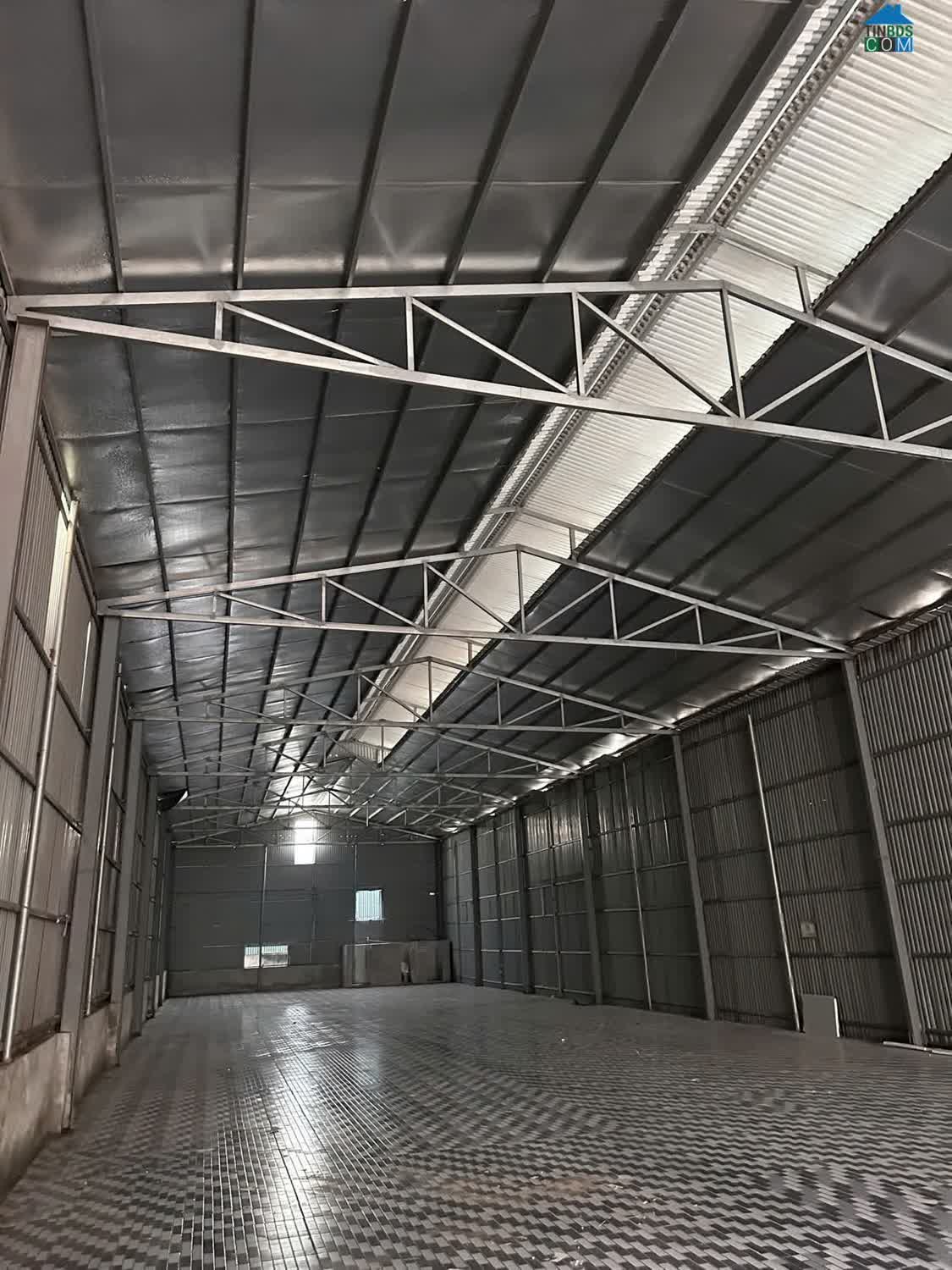 Ảnh Cho thuê 600m2 1200m2 kho xưởng tại Khu Công Nghiệp Đan Phượng, Trục QL32 0