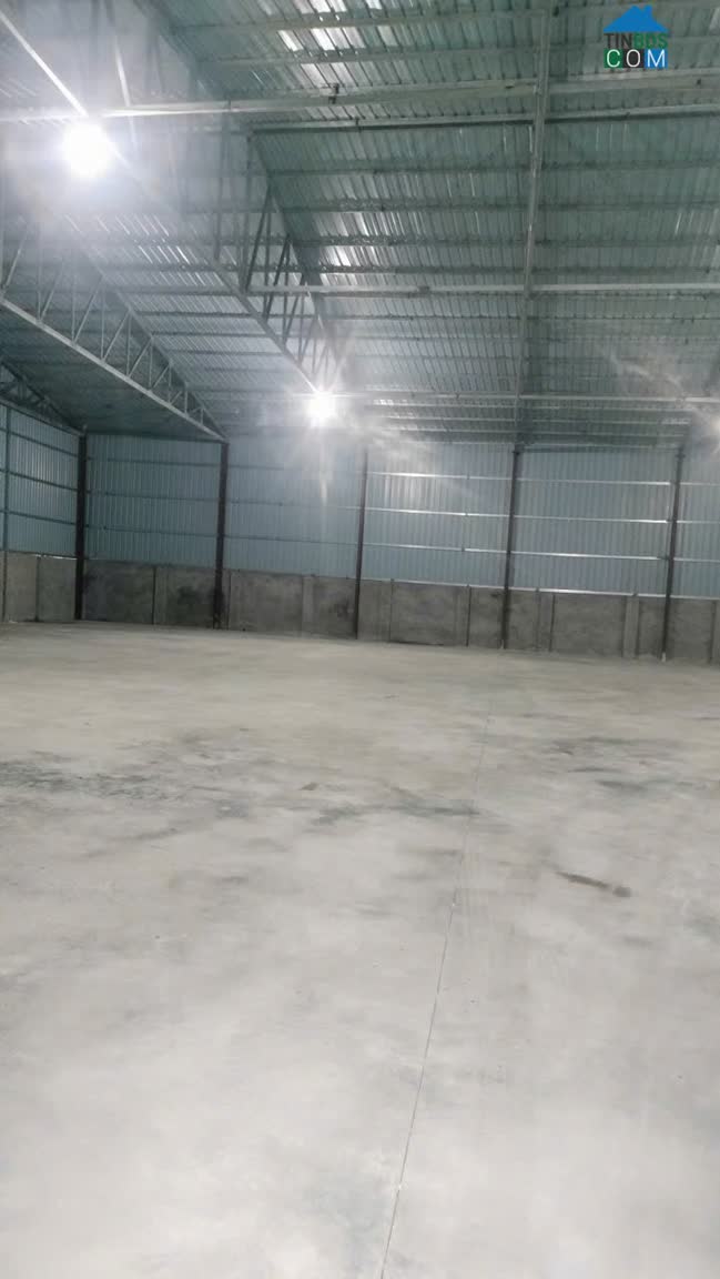 Ảnh Cho Thuê Kho Xưởng 1000M2 Gần Sân Bay Nội Bài - Chỉ 40k/m2 0