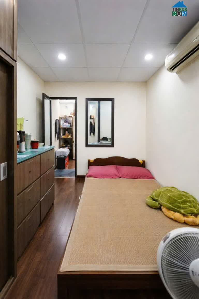 Ảnh Bán căn hộ tập thể tầng 2 ở phố 8/3, Thanh Nhàn 0