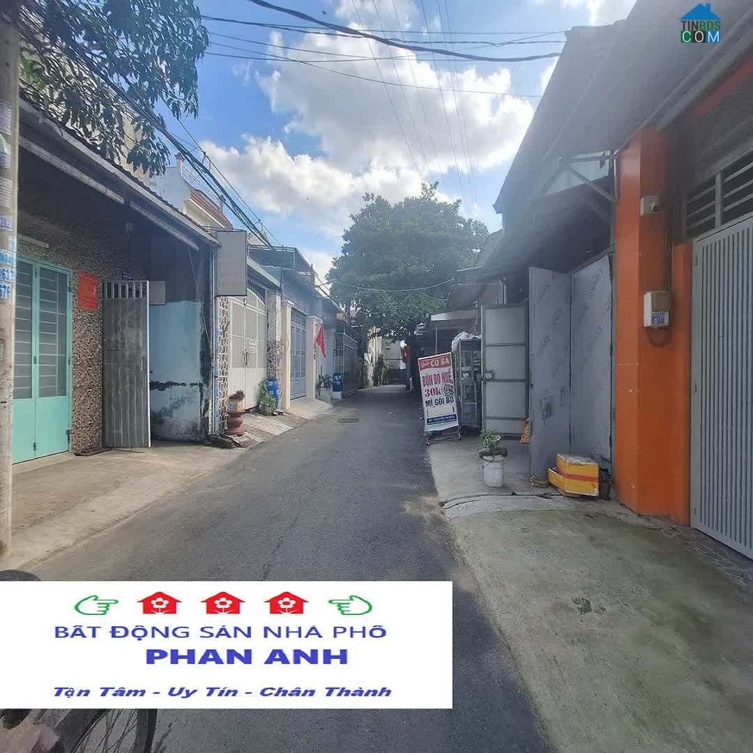 Ảnh Nhà phố hẻm xe tải mà chỉ có hơn 30 tr/ m². Có phải gaiá đất nhà phố Quận 9 đang quay về 3 năm... 0