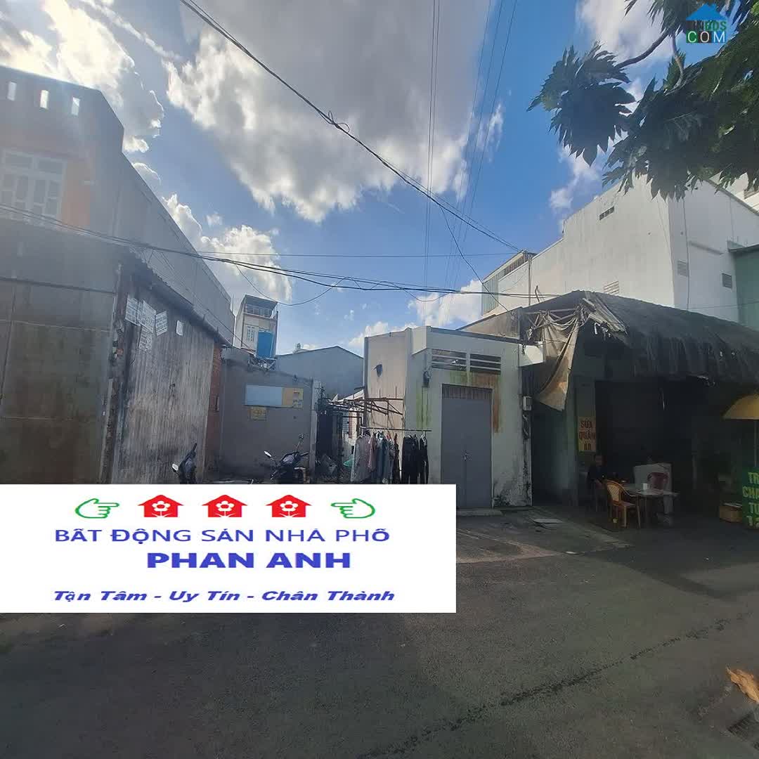 Ảnh Nhà phố hẻm xe tải mà chỉ có hơn 30 tr/ m². Có phải gaiá đất nhà phố Quận 9 đang quay về 3 năm... 0