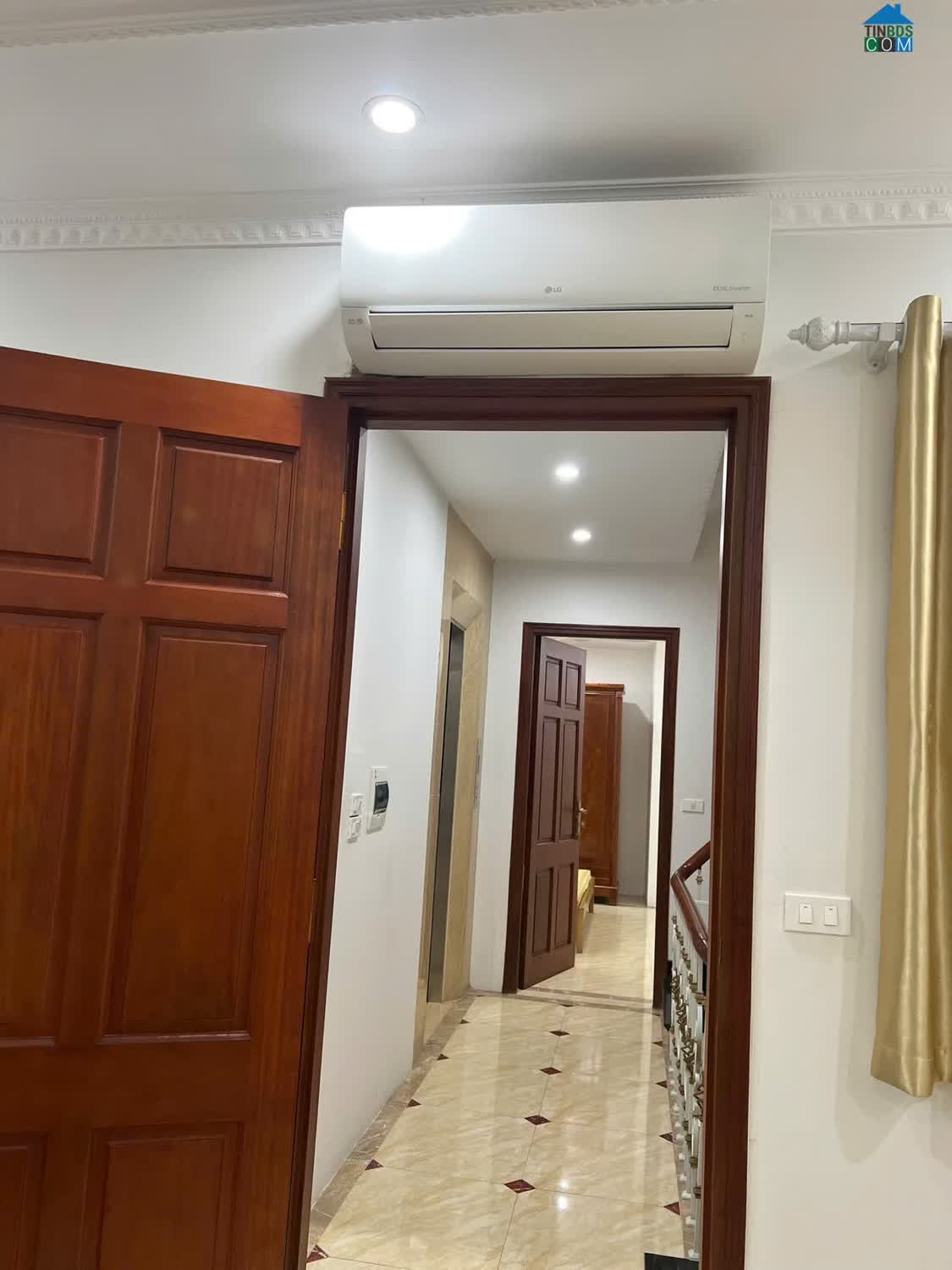 Ảnh Cho thuê nhà nguyên căn 6 ngủ -FULL ĐỒ-THANG MÁY- 3 bước ra hồ Ao Lão- gần Học viện Hậu Cần 0