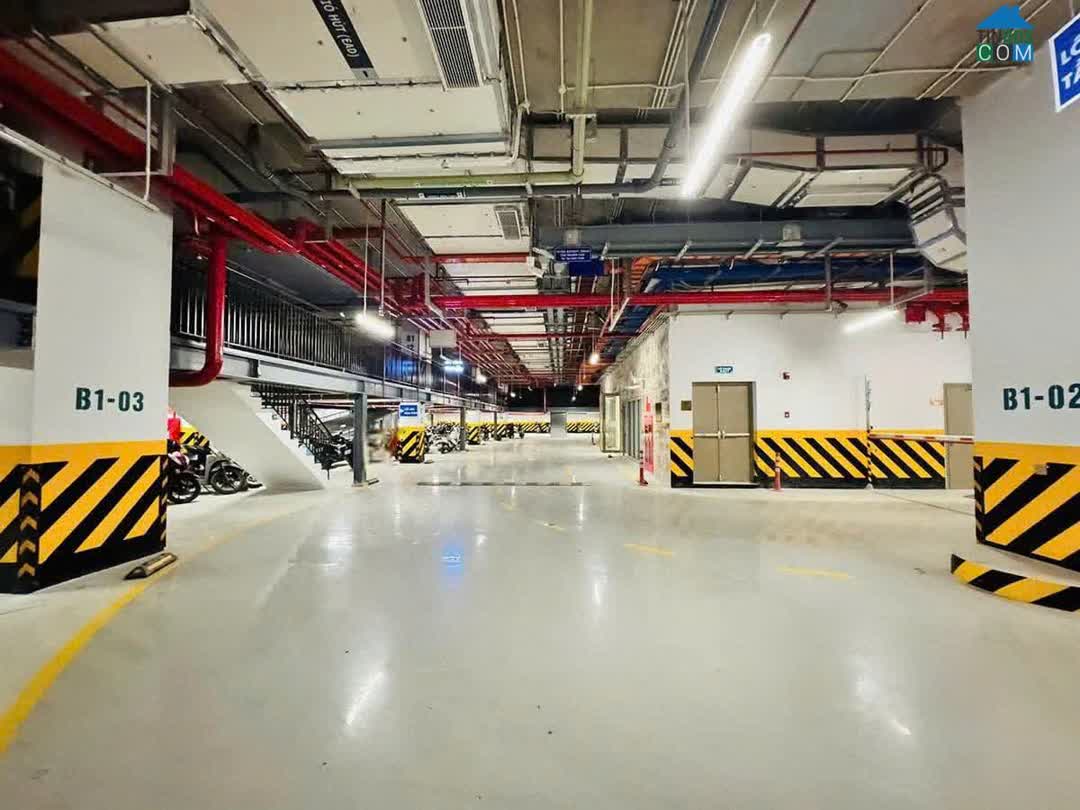 Ảnh Cho thuê sàn vp hạng A mặt phố Trần Thái Tông, dt đa dạng từ 200-650m 0