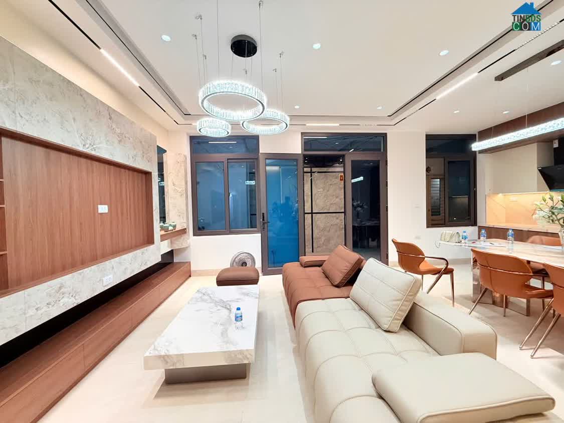 Ảnh Bán nhà 5 tầng đường Hoàng Hoa Thám, Ba Đình 0