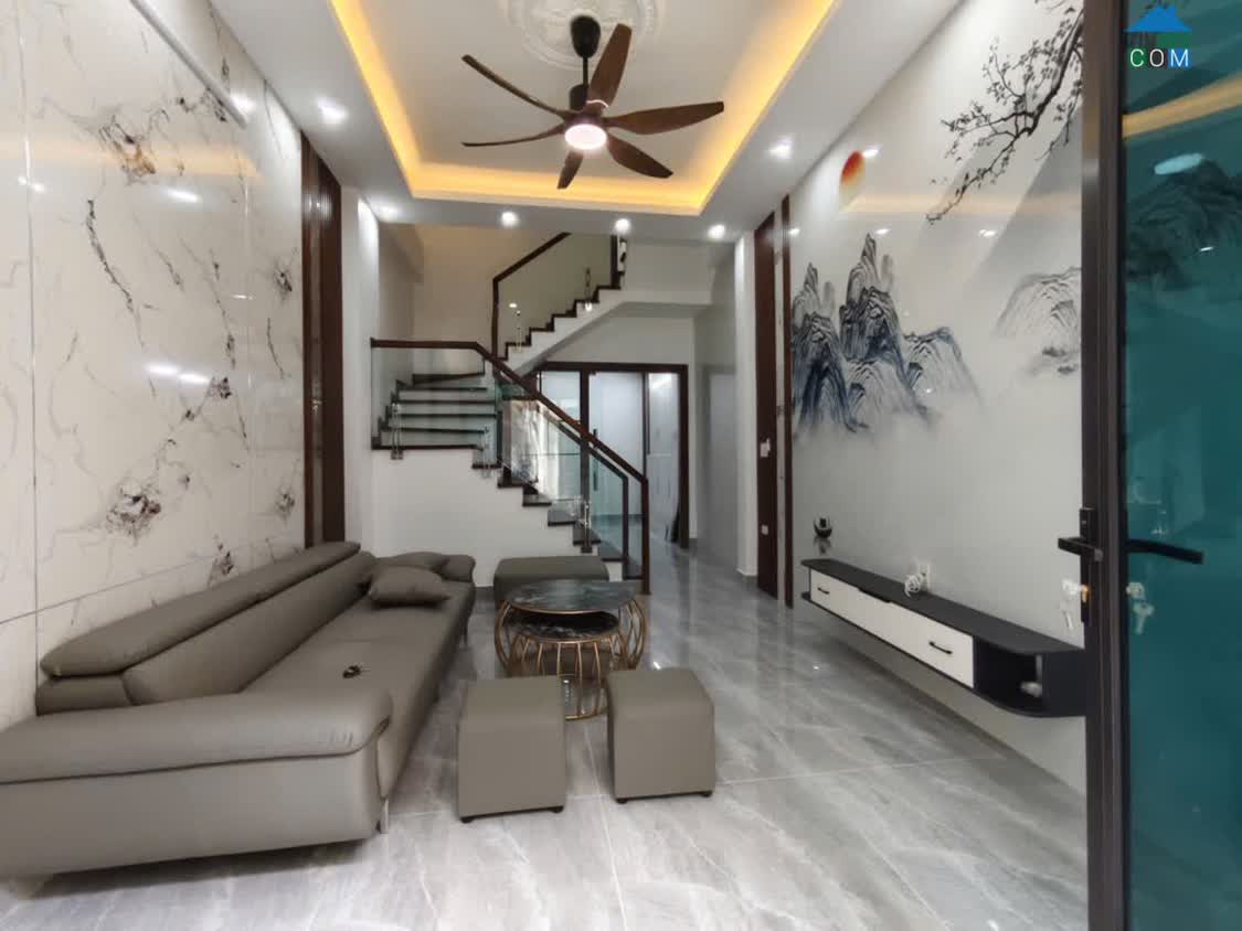 Ảnh Bán căn nhà 3 tầng ngõ 166 Vũ Hựu, ph Thanh Bình, TP HD, 43.7m2, 3 ngủ, 3 vs, chỉ 2.69 tỷ 0