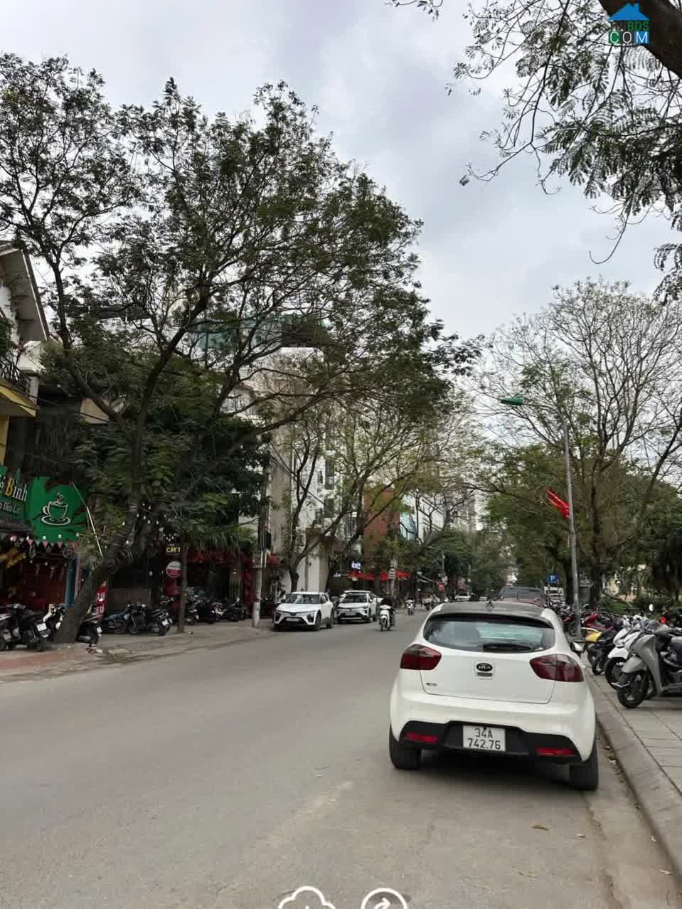 Ảnh Bán nhà mặt phố hồ Đền Lừ DT 180 m2, MT rộng 9 m, KD, VP, CTy 0