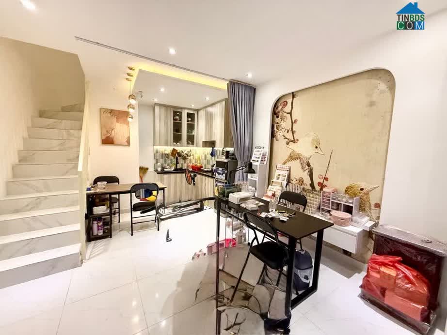 Ảnh Thầy Vũ trường THPT chuyên Trần Đại Nghĩa cần bán nhà gấp về quê ở 0