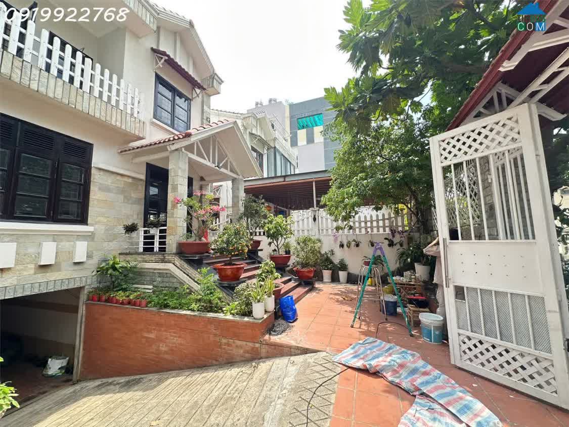 Ảnh Cho thuê nguyên căn biệt thự La Casa Lê Thị Chợ, P. Phú Thuận, Q7, DT 330m2, giá 45tr/th 0