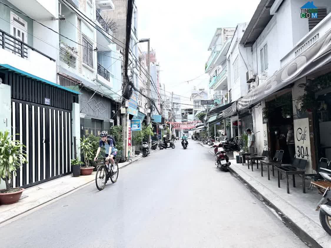 Ảnh Khu Vip Đồng Đen, Nguyễn Hồng Đào - Nhà 4 Tầng Đúc 0