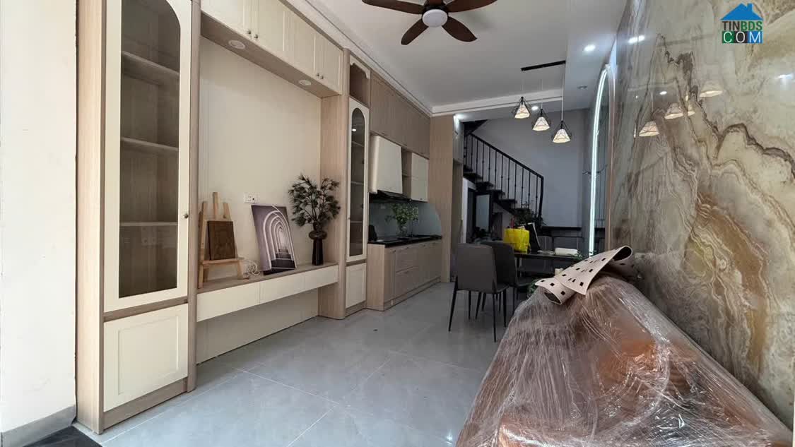 Ảnh Cực hiếm nhà Xuân Thủy gần 40m2x6T, 2 thoáng , ngõ VF3 thông, nhỉnh 11tỷ 0