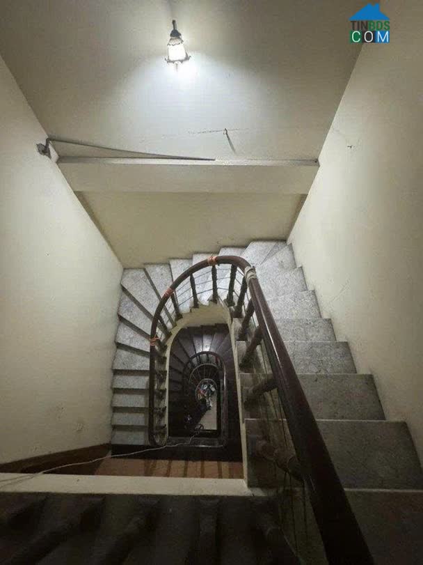 Ảnh Bán gấp nhà 4 tầng mặt đường Chiến Thắng, 65m2, mặt tiền 4m, 2 mặt đường ô tô, vị trí đẹp, kinh... 0
