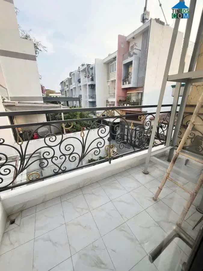 Ảnh Nhà đẹp 3 tầng Hoà Bình- sát Đầm Sen 0