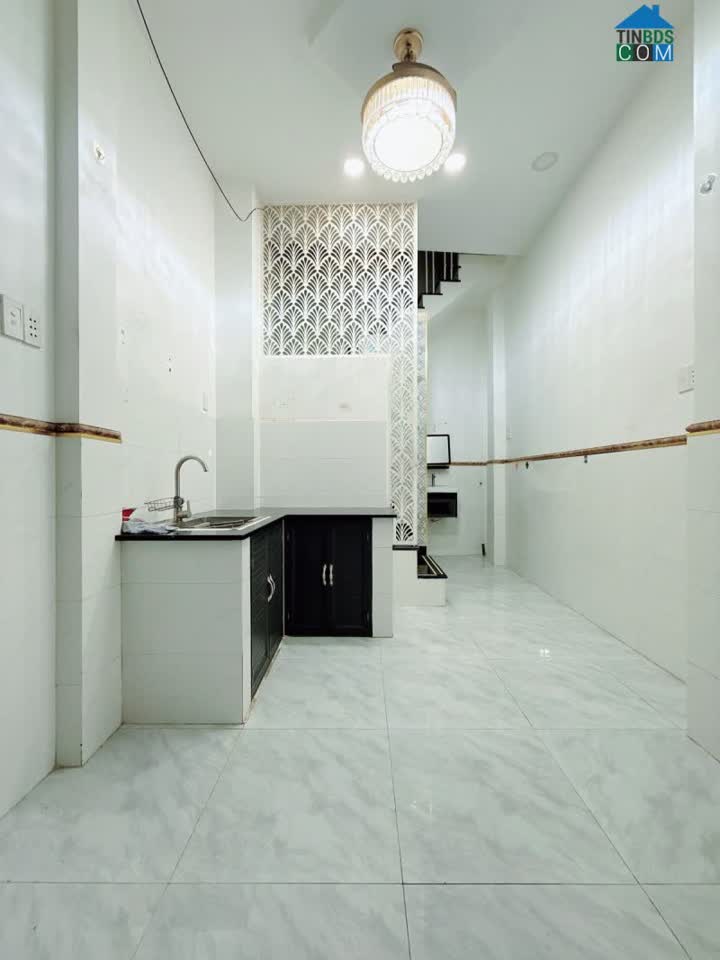 Ảnh Ông Ích Khiêm Q11 23M2 2 Tầng 2PN 2WC SHR Chỉ 3.2 Tỷ 0