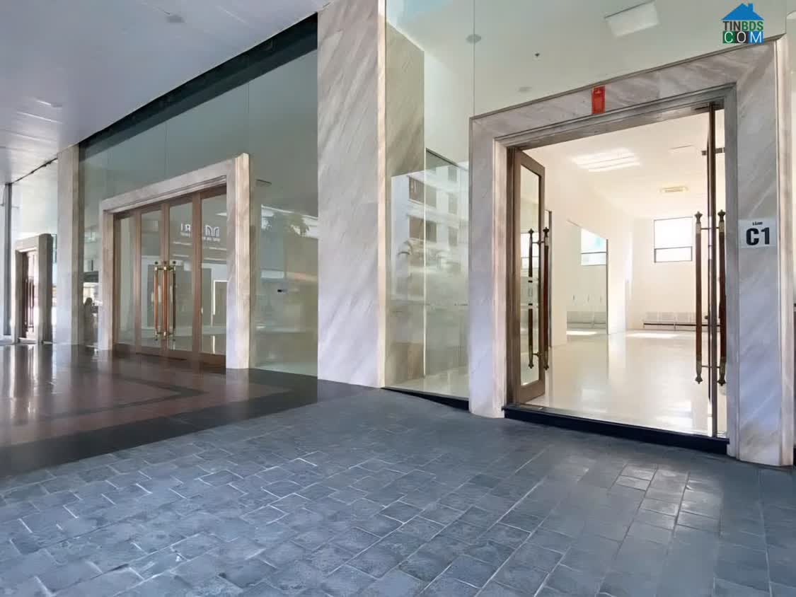 Ảnh Cho thuê 200m sàn VP toà nhà Central Point 219 Trung Kính, giá hợp lý, sẵn bàn giao 0