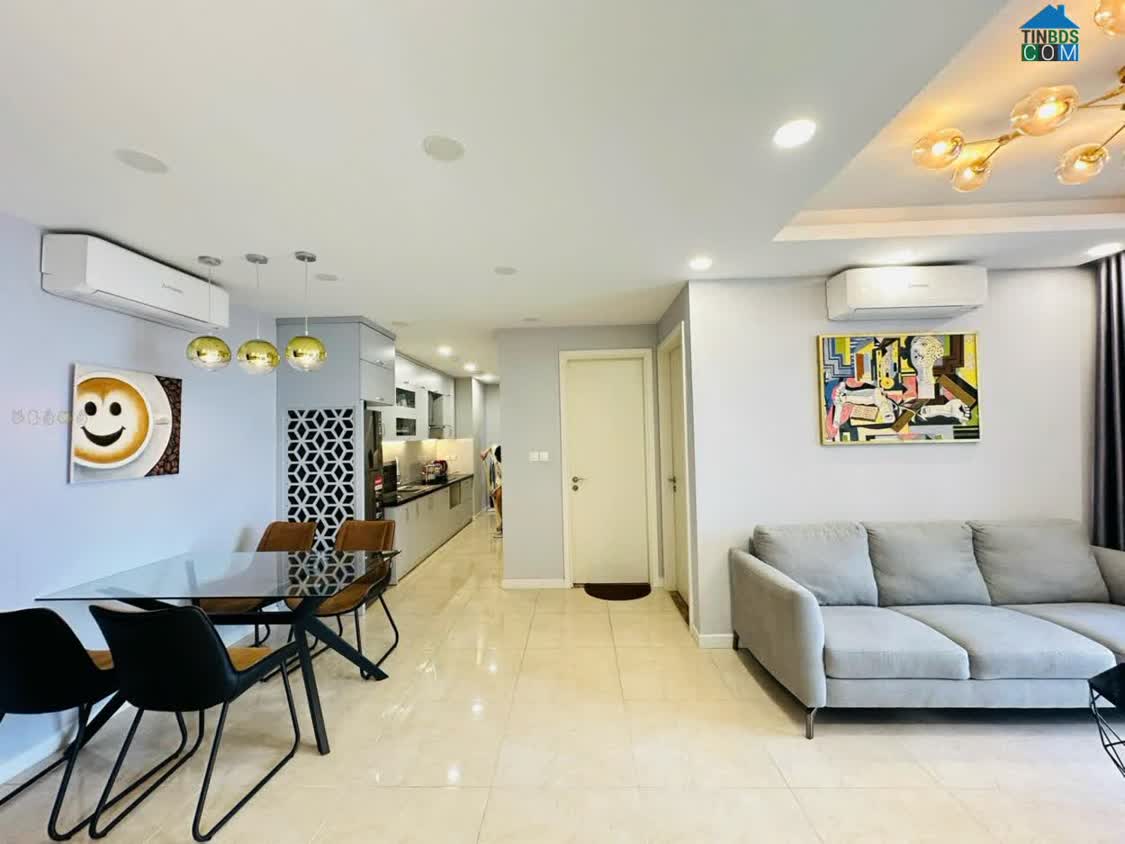 Ảnh Cần bán căn hộ 2PN-76m2 VINHOMES D'CAPITALE - giá 8.6 tỷ 0