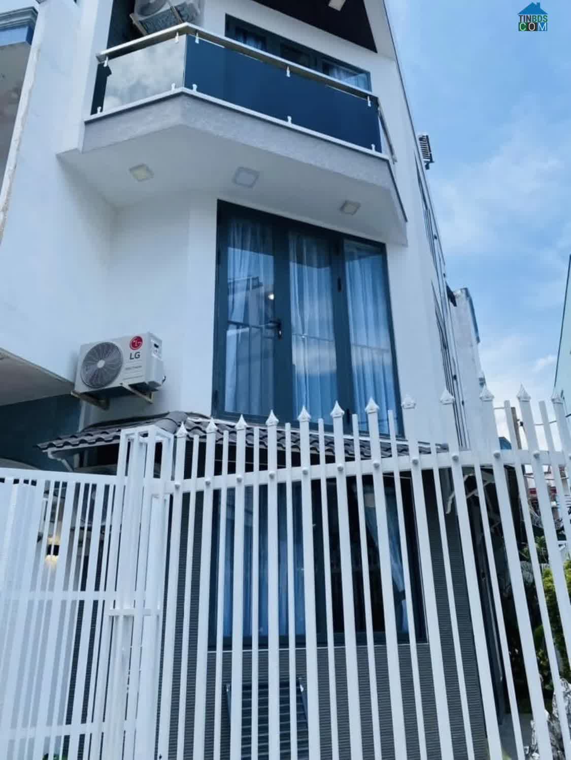Ảnh Tin Chính Chủ - Bán Nhà Q11 Ngay CV Đầm Sen – 65.2m2 - SHR - 6.05 Tỷ. Lh:0812946629 0