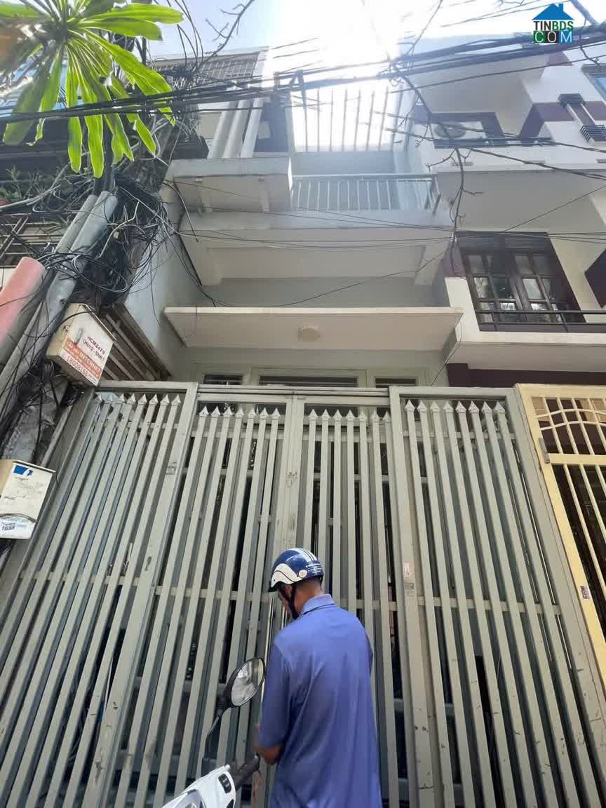 Ảnh Cho thuê nhà nguyên căn 3 lầu hẻm 154 Nguyễn Biểu Q5 0