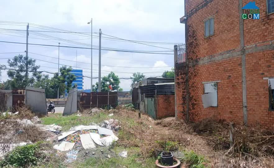 Ảnh Bán đất thổ cư mặt tiền kinh doanh Nguyễn Cửu Phú, Xã Tân Nhựt, TP HCM, 4421m2, ngang 22m, nở... 0