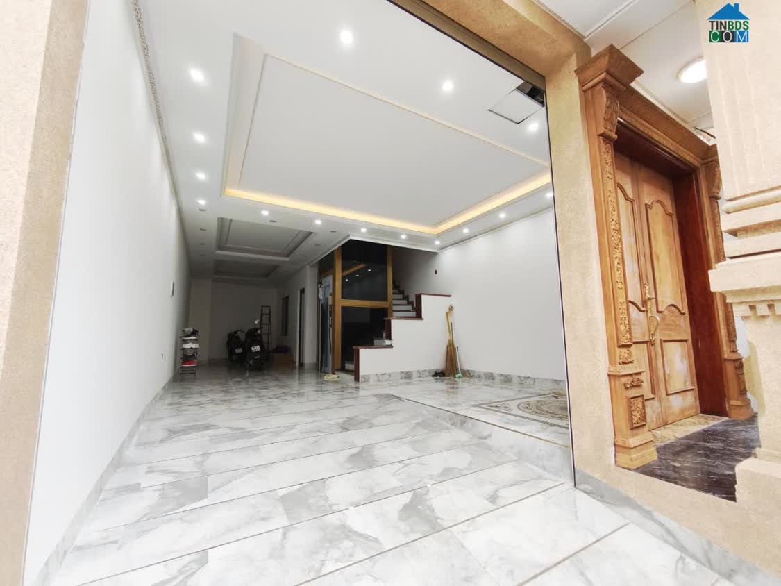 Ảnh Phố Việt Hưng Nhà Đẹp 95m² Ngõ Thông Ô Tô Vào 0