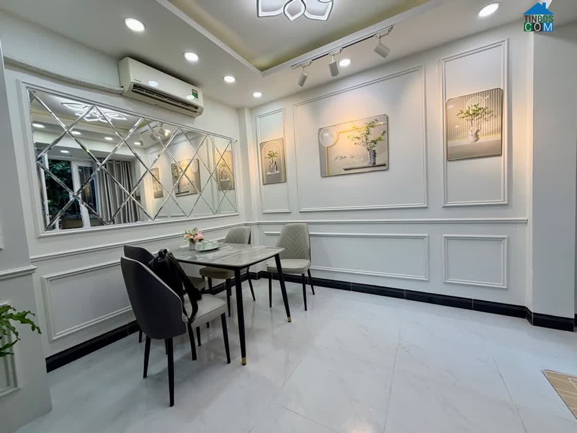 Ảnh Bán Nhà 4 tầng, gần Hoàng Văn Thụ, Phú Nhuận, 21m2, Giá 5.X Tỷ 0