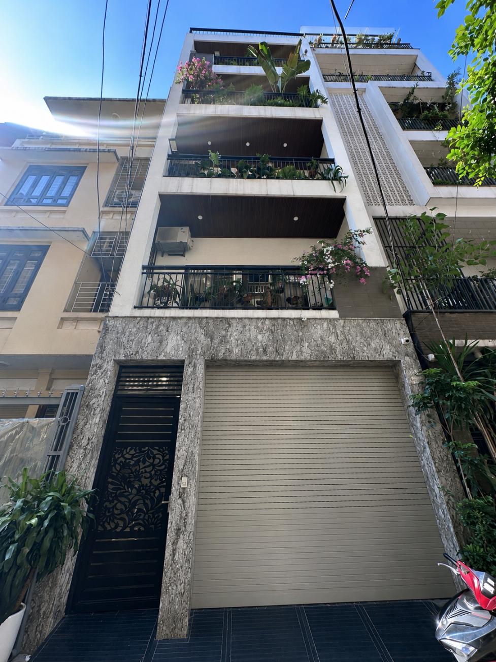 Ảnh Phân Lô Vip Hai Bà Trưng, Ô Tô Tránh | 90m2 6 Tầng Thang Máy | Vỉa Hè, Gara Ô Tô 0