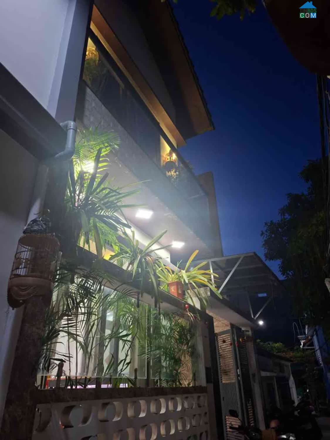 Ảnh Nhà đẹp cần bán gấp, đường kiệt Núi thành, nhà thiết kế sang trọng rỗng rãi, ngay trung tâm... 0