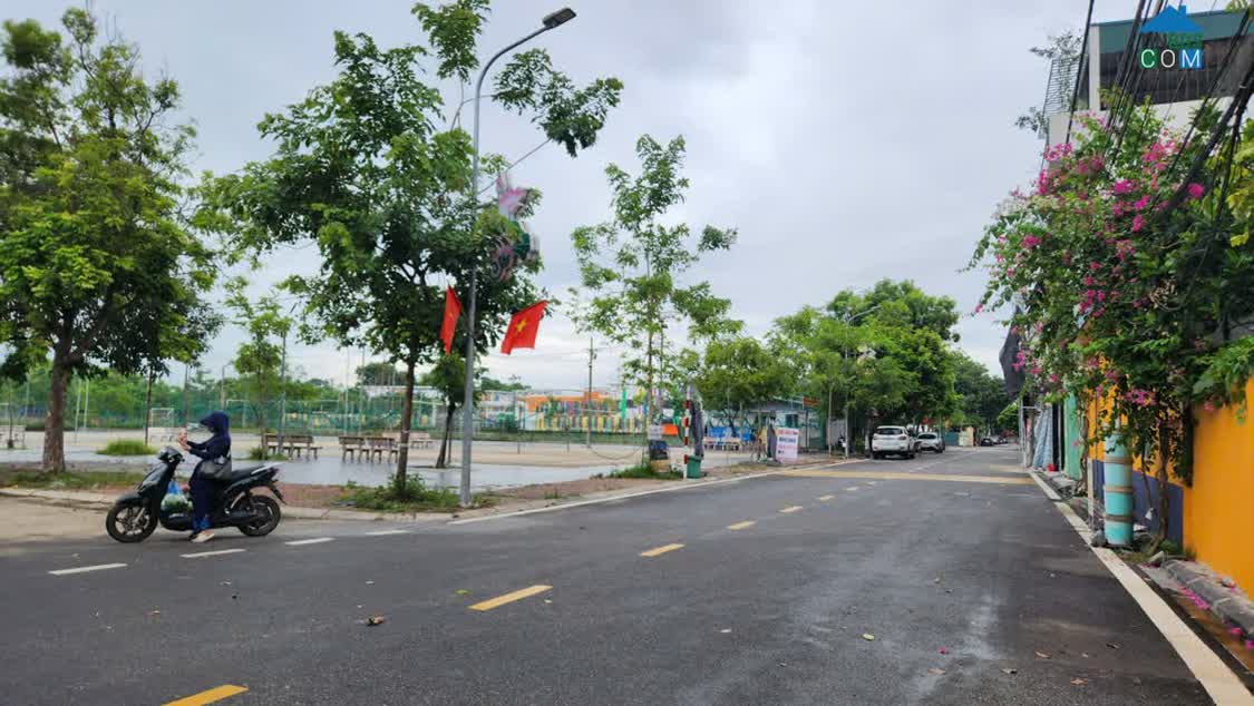 Ảnh Nhỉnh 3 tỷ sẵn nhà 3 tầng đẹp, ngõ thông ô tô, đi bộ ra trường học Nam Hồng, Đông Anh 0