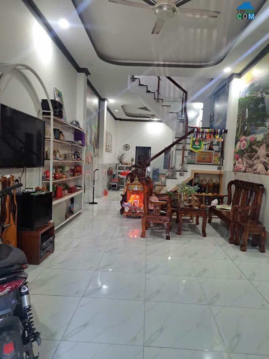 Ảnh Bán gấp căn nhà không ở để sang nước ngoài định cư giá 465tr 0