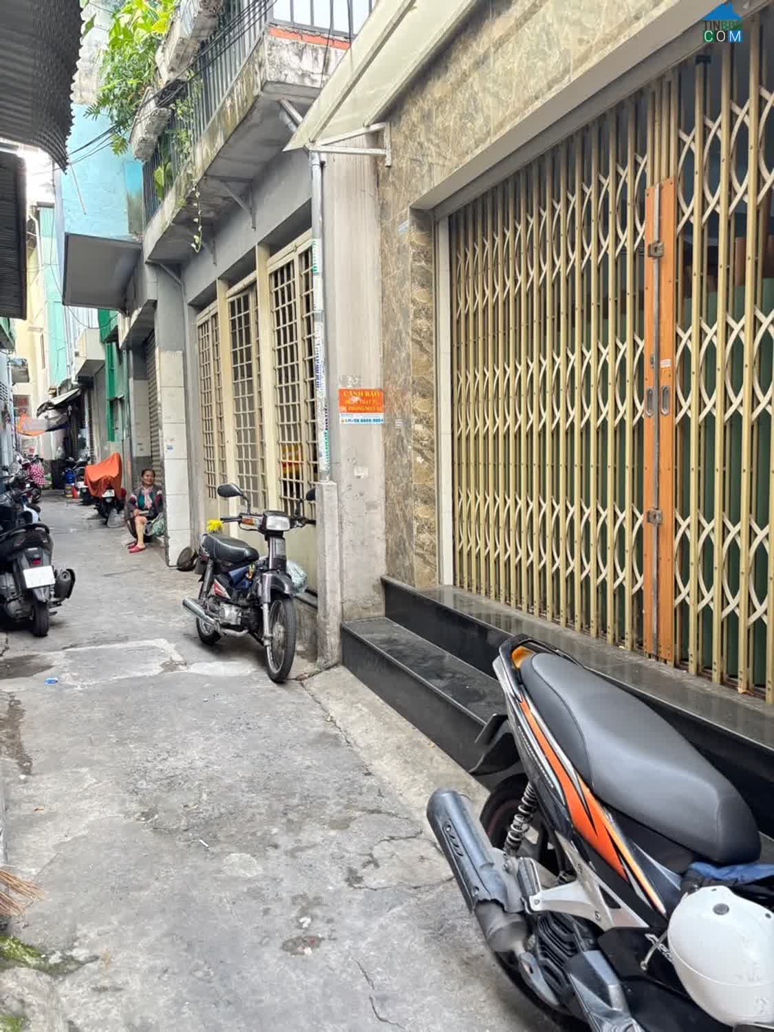 Ảnh Hiếm - Nhà Vuông - Đúc Chắc Chắn 4 Tầng - Hẻm Khu Chợ Vải Vip 9 Tỷ 0