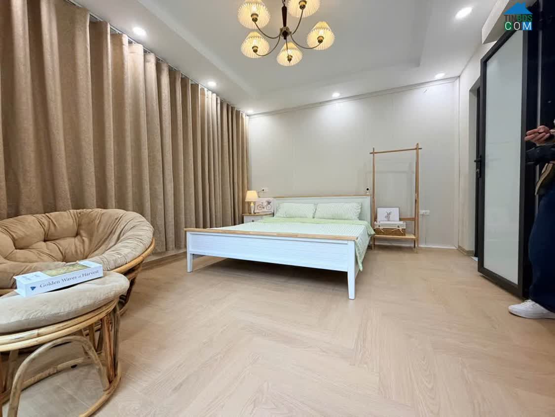 Ảnh Nhà 4 tầng phân lô ô tô đỗ cửa ở phố Lò Đúc 0