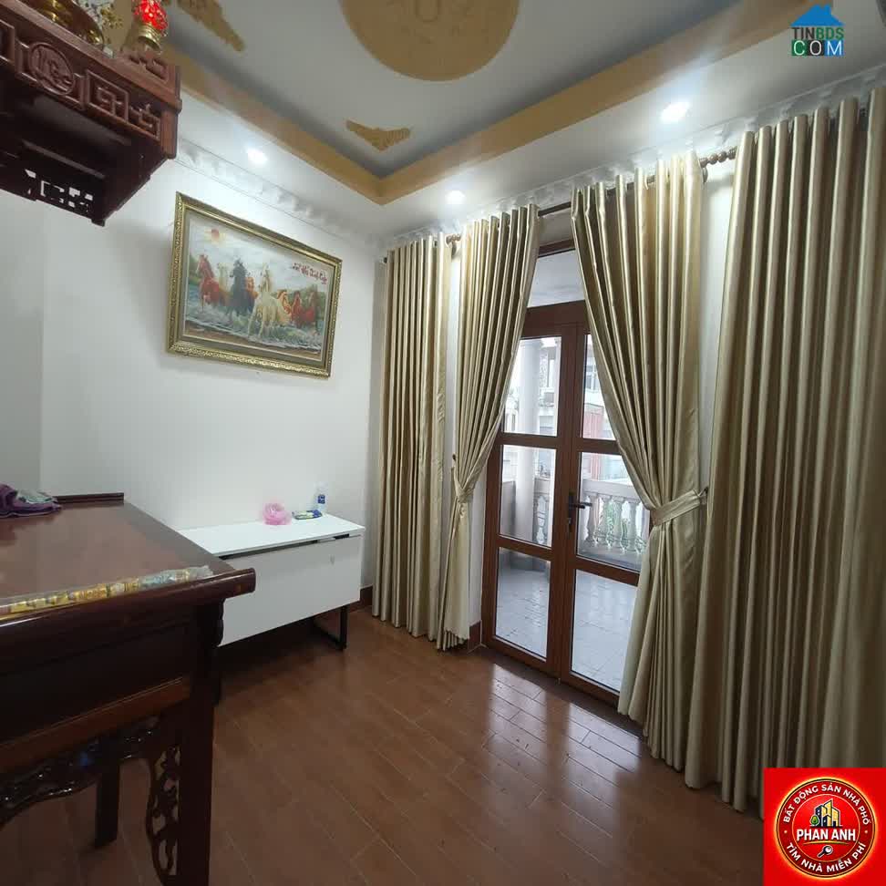 Ảnh Nhà mặt tiề.n đẹp ngay trung tâm Phước Bình – Vừa ở vừa khai thác rất ổn. 4 tầng 6 pn, chỉ 14 tỏi… 0