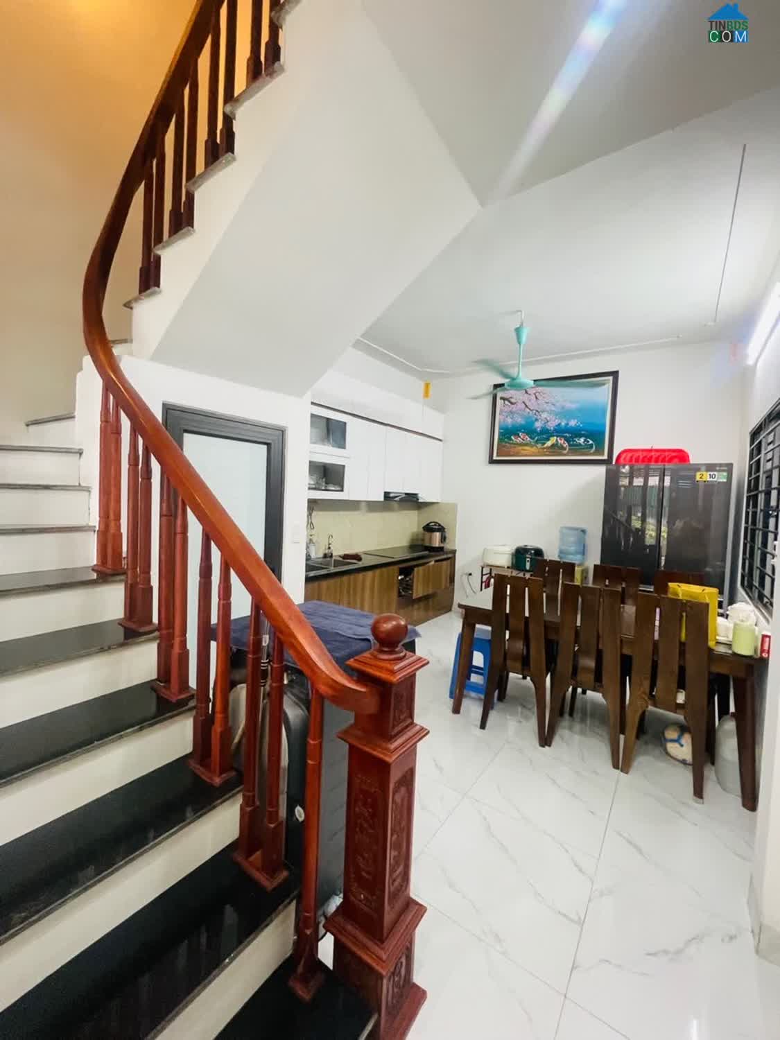 Ảnh Bán nhà Định Công Hạ, 40m2 x 2T full nội thất, ô tô đỗ cửa, ở ngay. Giá chỉ 3 tỷ 0
