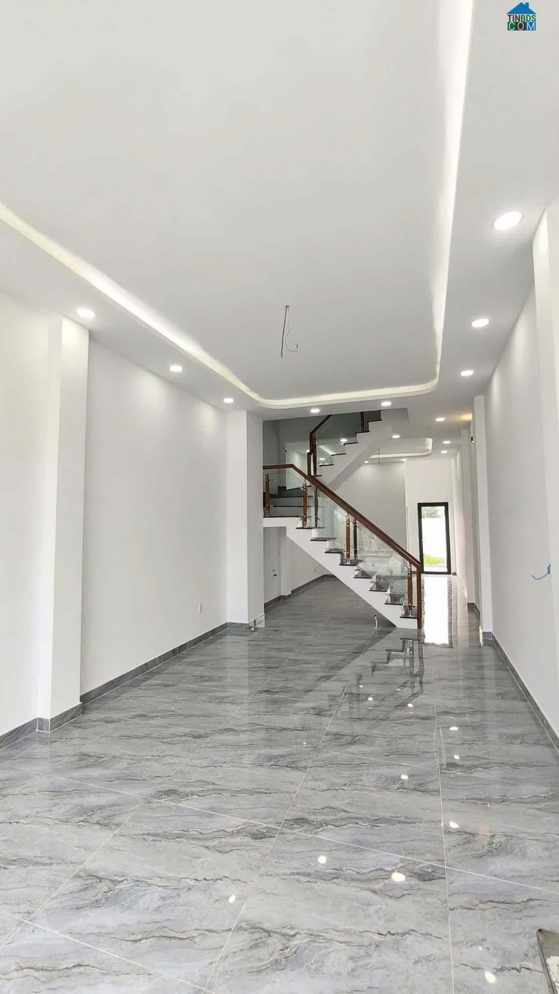 Ảnh Mua Nhà Không Cần Chờ Thêm – Căn Này Rất Đáng Xem! 0
