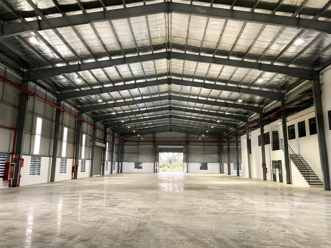 Ảnh Cho Thuê Nhà Kho 1.500m² – Đường Lạc Long Quân – Sẵn Pccc, Điện 3 Pha – Giá Chỉ 65k/m² 0