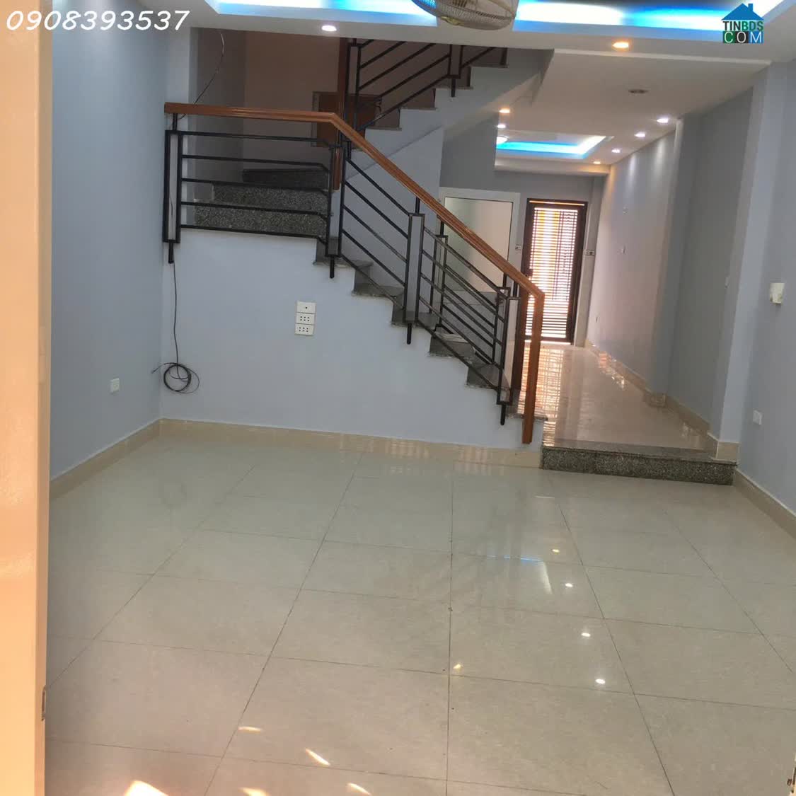 Ảnh Cho Thuê Nhà Nguyên Căn Quận 9 4pn, 3WC - Có Cửa Hậu 0