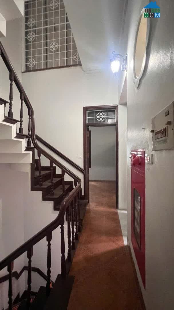 Ảnh Bán nhà mói mặt phố Thụy Khuê Tây Hồ lô góc thang máy 40 tỷ. Mặt tiền 9m vỉa hè rộng sổ đỏ... 0