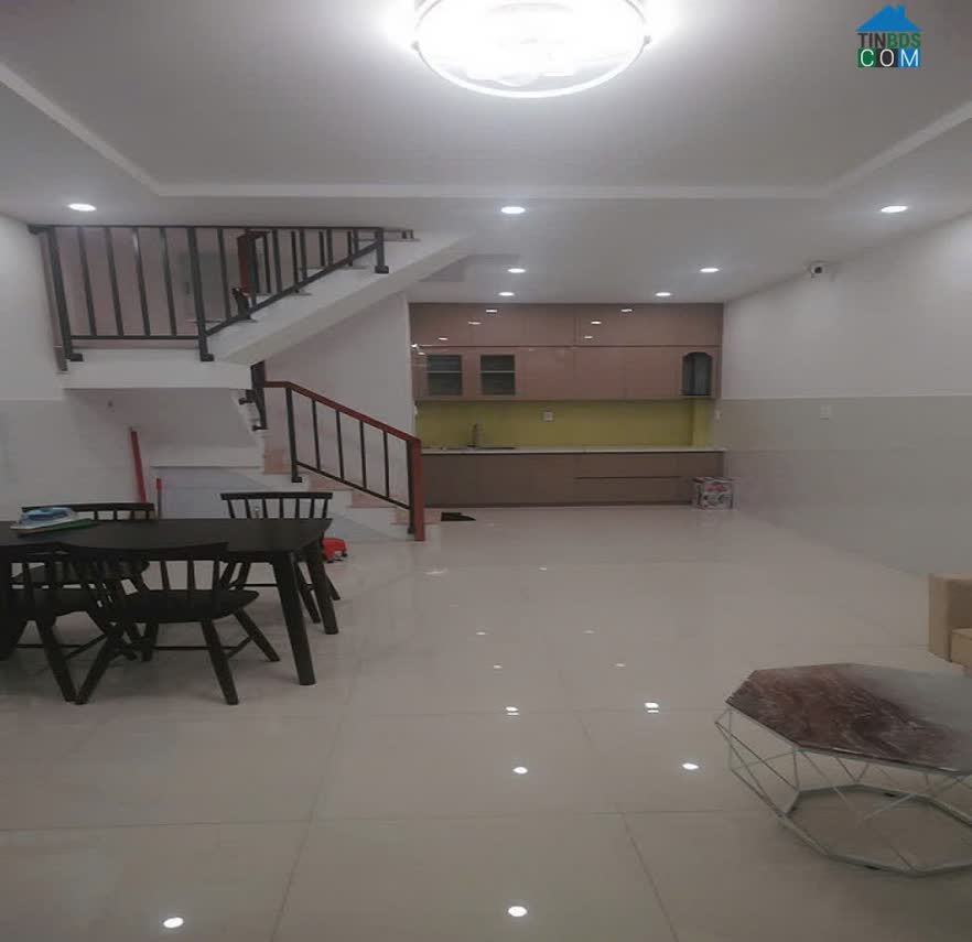 Ảnh Bán nhà HXH Hoà Bình, Phú Thạnh, Tân Phú cũ, 34m2, 2 tầng mới cong, tặng nội thất 0