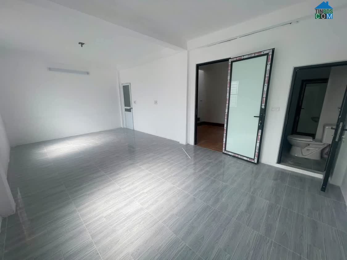 Ảnh Trung tâm Trâu Quỳ,Gia Lâm cho thuê nhà 5 tầng thang máy 62m2 mtien 6m đường 40m 0