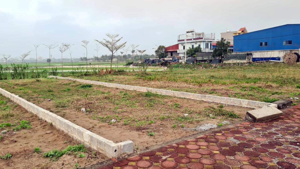 Ảnh Chính chủ gửi bán lô đất 100m2 Hoà Lạc- Cổ Đông- Đoài Phương Giá Chỉ 2 Tỷ 0