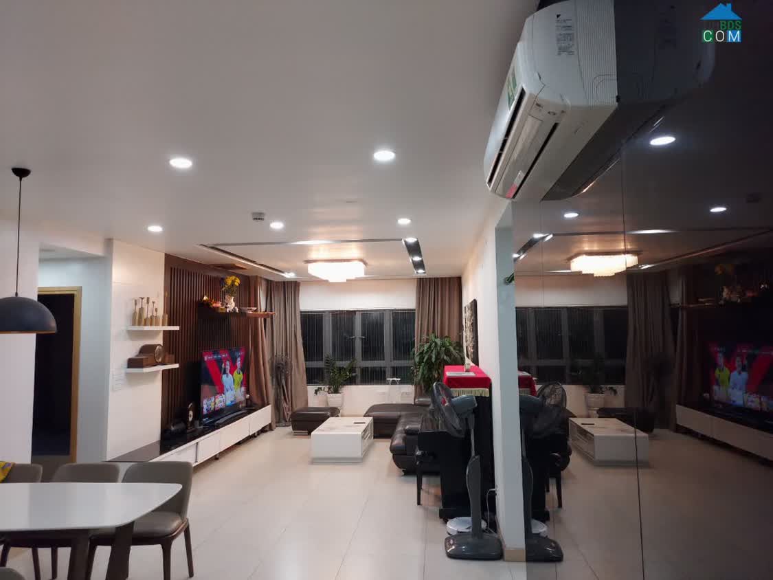Ảnh Bán Căn 3PN Rộng 124M2 Tầng Trung Tòa Đẹp Tại Mulberry Lane [7.7 Tỷ] 0