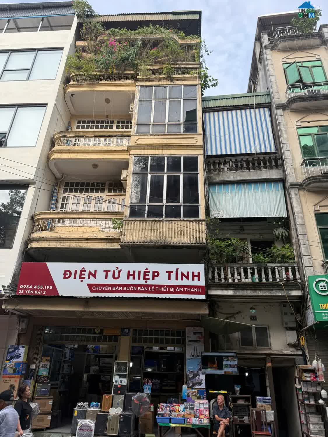 Ảnh Nhà thuê toàn bộ nhà cửa hàng 25 Yên Bái 2 (chợ trời) Hai Bà Trưng, HN; 0913319402 0