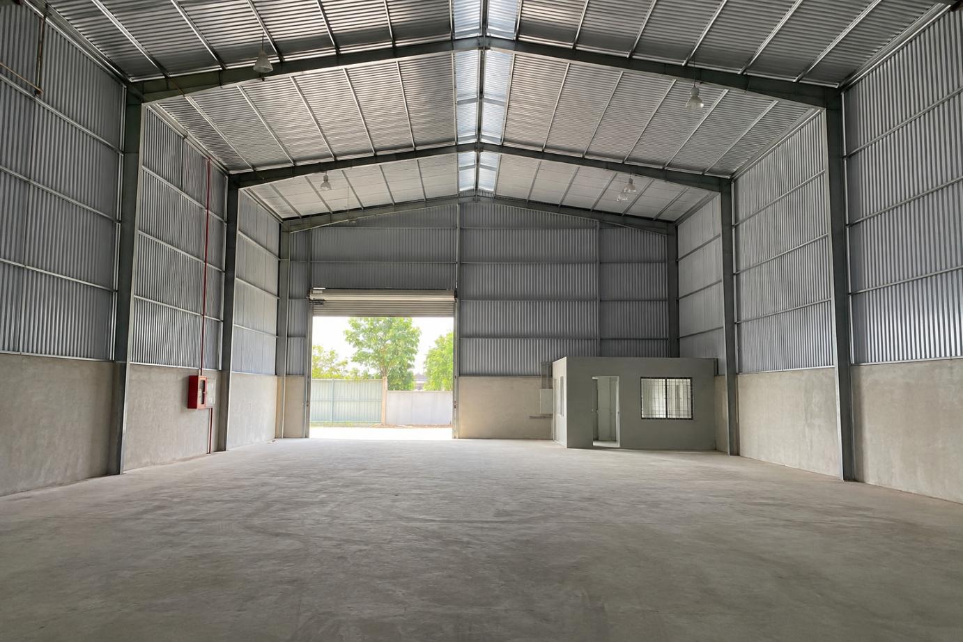 Ảnh Cho Thuê Nhà Kho 500M2 Tại Hoà Khánh, Sẵn Điện Nước, Giá Chỉ 25 Triệu 0