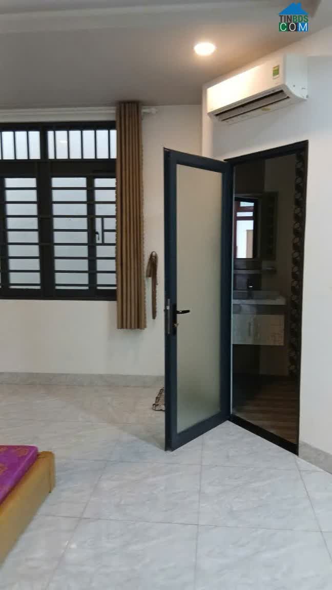 Ảnh Cho thuê nguyên căn nhà 4 tầng mặt tiền đường Lê Thiết Hùng, phường Nam Nha Trang 20 triệu/tháng 0