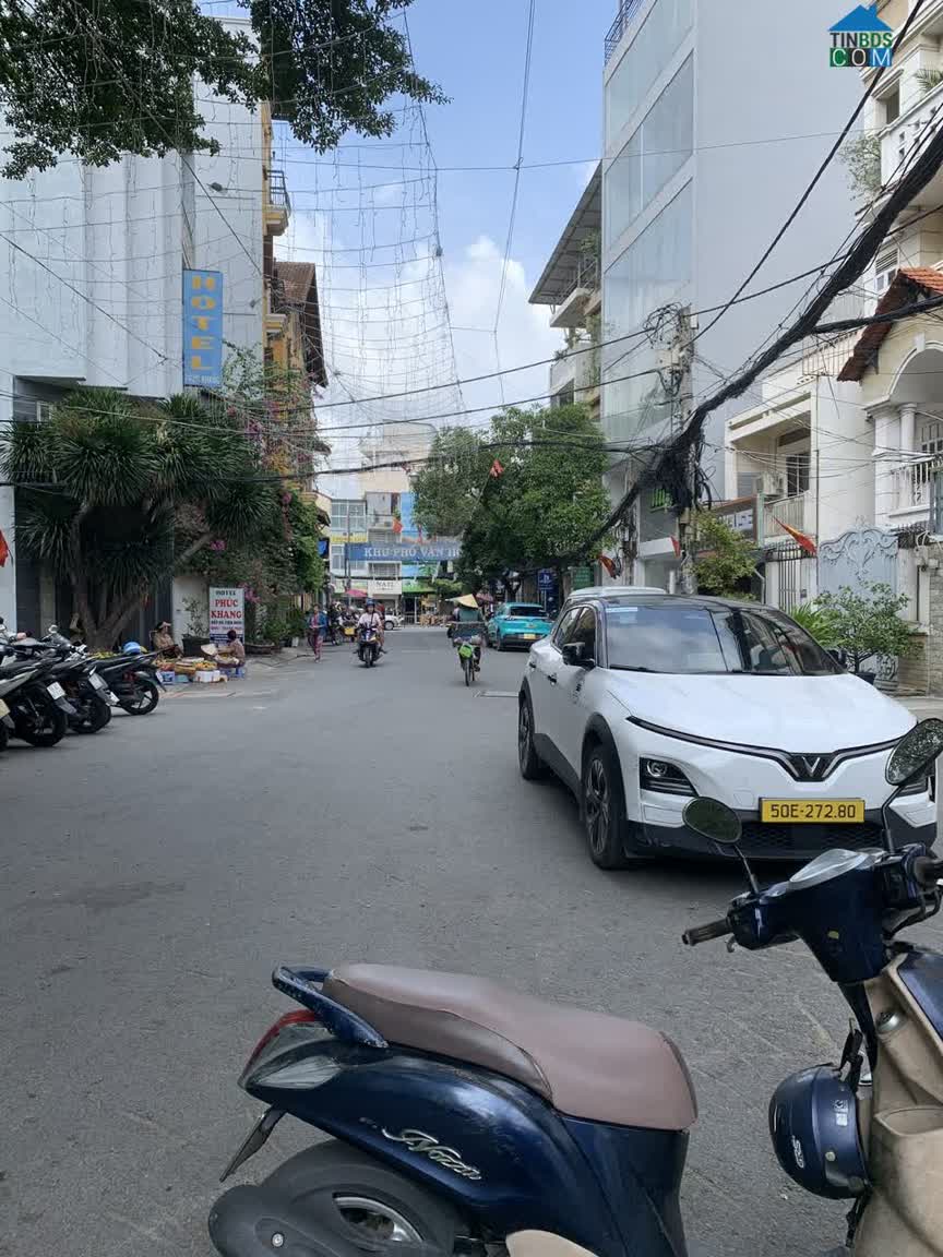 Ảnh Nhà 4 tầng đường Cách Mạng Tháng 8, khu VIP quận 3-10, ngang rộng diện tích lớn 0