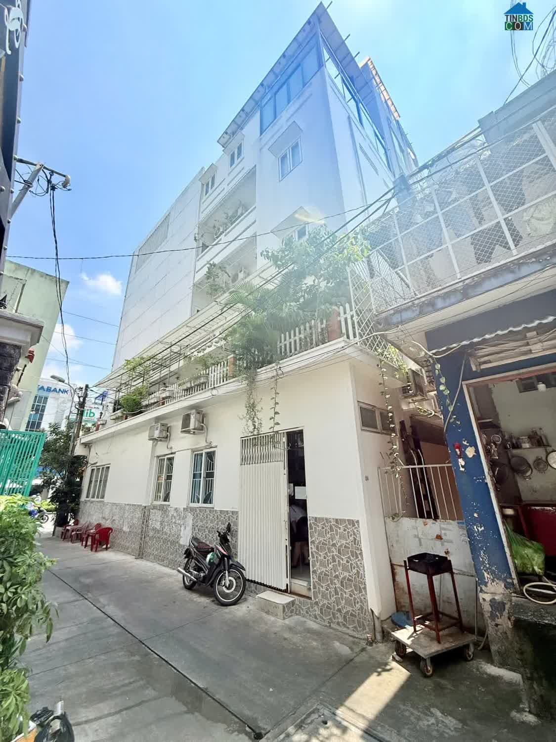 Ảnh Khách Hàng Cần Bán Gấp Nhà 2 MT Lạc Long Quân P.5 Quận 11 0
